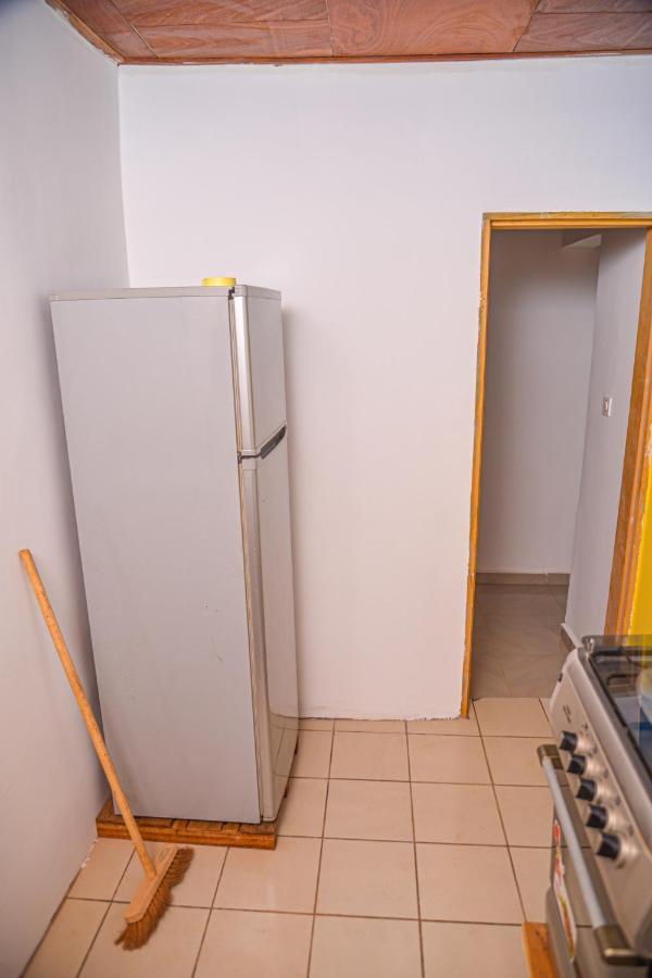 Appartement Meuble 2 Chambres Avec Salle De Bain - 1 Salon - 1E Cuisine - La Concorde - Quartier Nkomkana 야운데 외부 사진